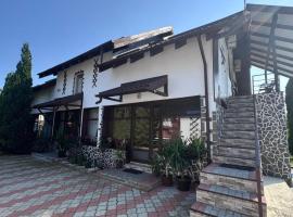 Pensiunea Longocampo, hotel din Câmpulung