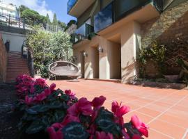 Residence Sole Mare Alaxi Hotels: Alassio'da bir otel