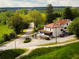 Logis Le Relais de la Voie Sacrée, hôtel à Issoncourt