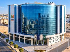 Ewaa Express Hotel- Yanbu Beachfront، فندق في ينبع