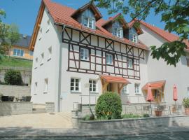 Ferienhaus am Brunnen – apartament w mieście Poxdorf