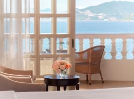 Sunrise Nha Trang Beach Hotel & Spa โรงแรมในญาจาง