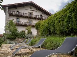 Hotel Akerreta