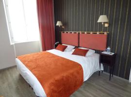 Logis Au Grand Hotel: Mayenne şehrinde bir otel