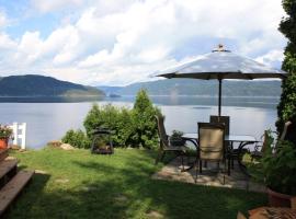 Chalet La Caille, vakantiewoning in LʼAnse-Saint-Jean