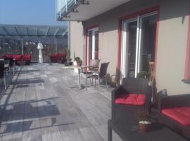 Hotel-Restaurant-Weingut Kapellenhof, hotel v destinaci Klotten