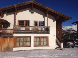Alpina Holiday Living Apartments, hotel in Obertauern