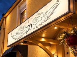 Hôtel LE 120, hôtel à La Châtaigneraie