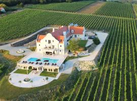 Liszkay Borkúria, hotel v destinaci Monoszló