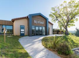 Kyriad - L'Isle D'Abeau Bourgoin Jallieu, hôtel à LʼIsle-dʼAbeau