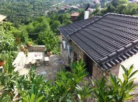 Alexadras Guesthouse