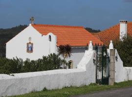 Casa da Quinta do Outeiro, дом для отпуска в городе Reveles