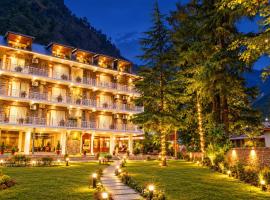 Hotel Travica A Riverside Retreat Kasol Centrally Heated & Air Cooled، فندق في كاسول