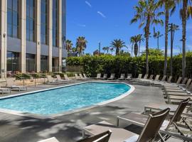 Residence Inn by Marriott Los Angeles LAX/Century Boulevard, hotel v Los Angeles