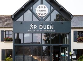 Auberge de la Hardouinais-Arduen, hôtel à Saint-Launeuc