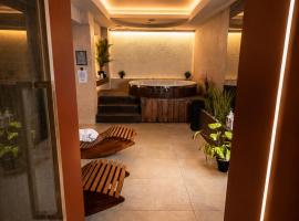 Hotel ARA - Dancing Club Restauracja Kameralne SPA ARA – hotel w Jastrzębiej Górze