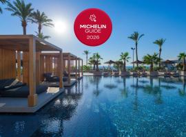Ammades All Suites Beach Hotel & Spa - Adults Only, ξενοδοχείο στο Φαληράκι