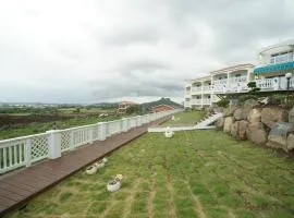 Jeju the Ocean Hill Pension