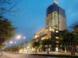 Muong Thanh Grand Cua Lo Hotel