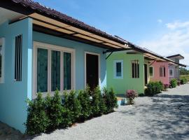 Maikhao Beach Guest House, hotel di Pantai Mai Khao