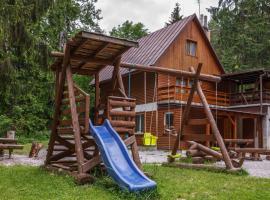 Chata Kamen&aacute;r