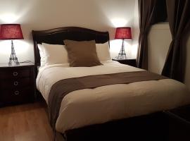 Three-Bedroom Apartment Sweet #6 by Amazing Property Rentals, hotel en Gatineau