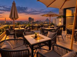 Pyramids Riviera Hotel، فندق في القاهرة
