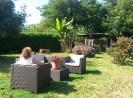 Casa Rural Ibarrondo Etxea, casa di campagna a Mungia