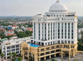 The Dome Grand, khách sạn ở Ninh Lão