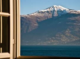 Nobiallum B&B, bed and breakfast en Menaggio