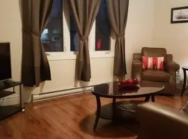 Two-Bedroom Apartment Sweet #4 by Amazing Property Rentals