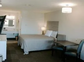 Berlin Village Inn