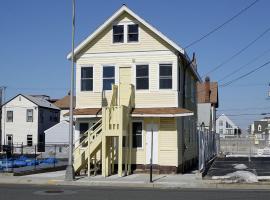 Shore Beach Houses - 38 B Lincoln Ave, hôtel à Seaside Heights