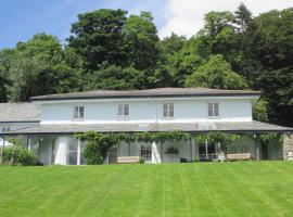 Plas Tan-Yr-Allt Historic Country House & Estate, séjour à la campagne à Porthmadog