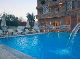 citadel hotel, хотел в Al Aqālitah