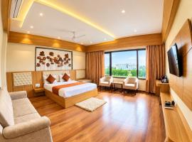 Hotel 9 Coin, hotel em Shirdi