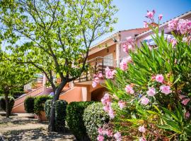 Village Vacances Passion La Grande Bastide，位于勒拉旺杜的酒店