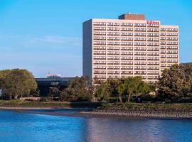 Hilton San Francisco Airport Bayfront - No Resort Fee, готель у місті Берлінгейм