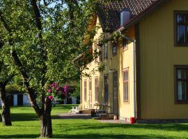 STF Glasbruket Hostel & Apartments, hôtel à Borensberg