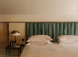 The Lodge Hotel - Putney