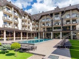 Continental SPA Resort, hotell i Bukovel