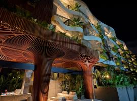 Elison Hotel Bali, hotel em Canggu