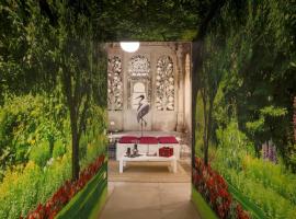 Artistic Charming House, hotel em Caserta