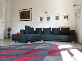 Apartment 43, hotel near Museum of Applied Arts, Budapest