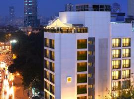 The Shalimar Hotel, Kemps Corner: Mumbai, Babulnath Temple yakınında bir otel