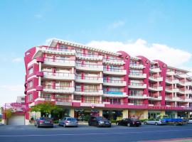 Cabana Beach Club Complex, serviced apartment in Nesebar