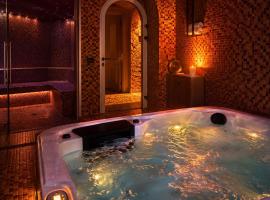 Hôtel U Palazzu & Spa - Centre du village, hôtel à Venaco
