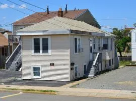 Shore Beach Houses - 122 A Franklin Avenue