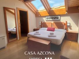 Hotel Casa Azcona, готель у місті Zizur Mayor
