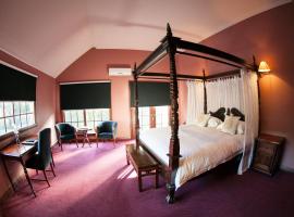 Marybrooke Manor, hotel v destinaci Sherbrooke
